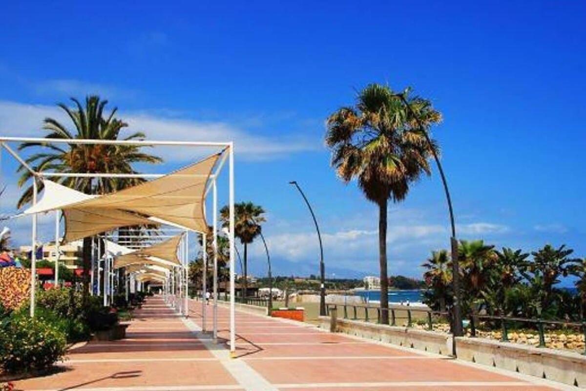 Espectacular Piso En Primera Linea De Playa 埃斯特波纳 外观 照片